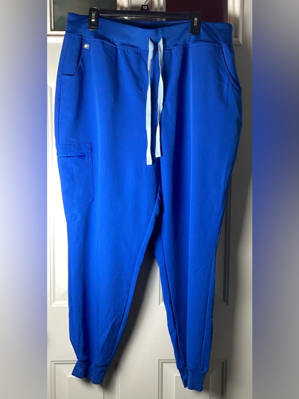 FIGS women’s black jogger scrub pants Size XXL medical uniform scrubs